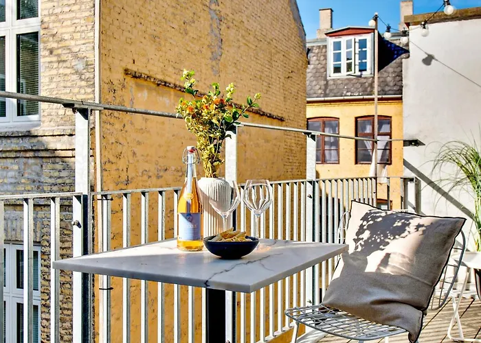 Hyggelig and spacious 4-bedroom apartment in the heart of Copenhagen