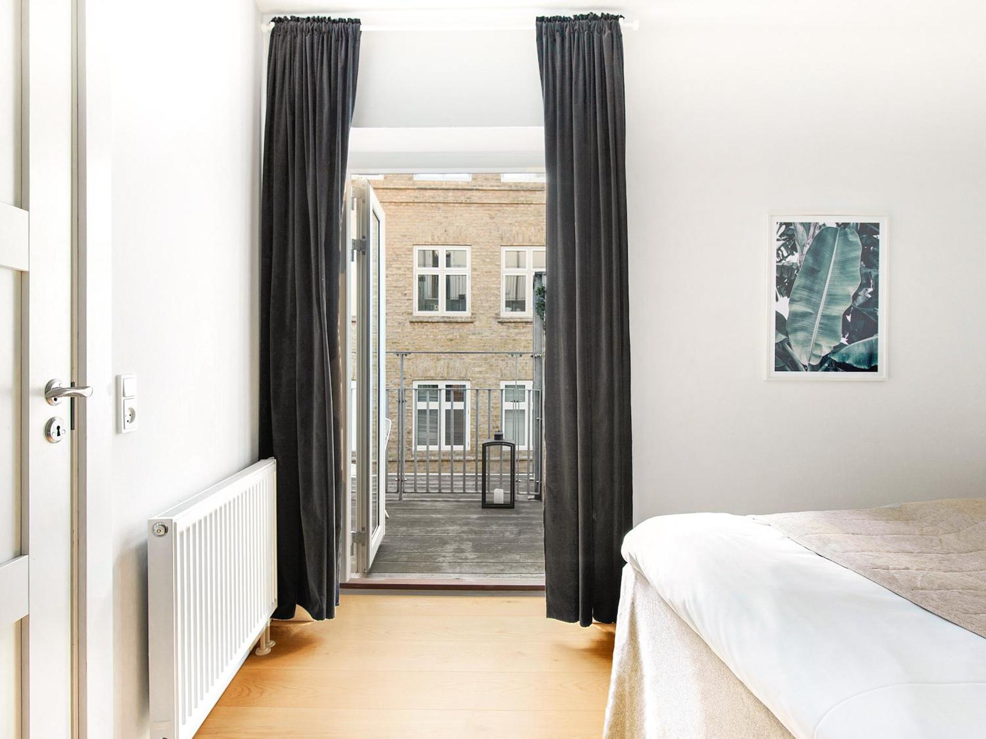 Sanders Leaves - Charming Three-bedroom In Downtown København